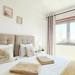 Baleal Beach Stay