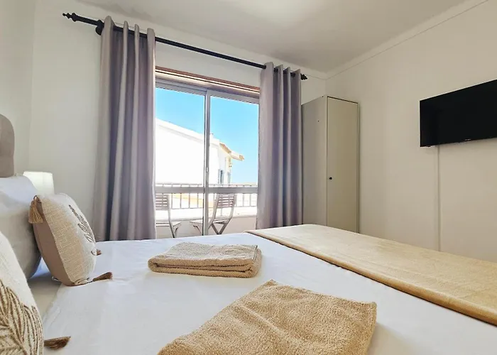 Gæstehus Baleal Beach Stay